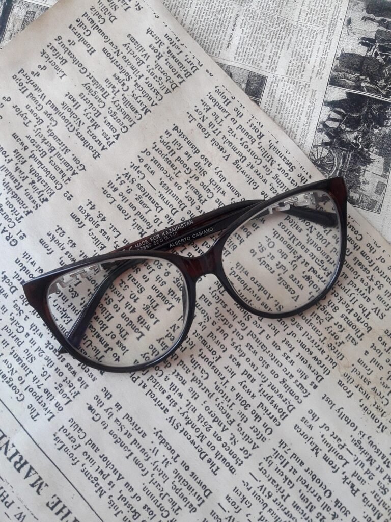 paper, newspaper, book, text, document, glasses, newspaper, newspaper, newspaper, newspaper, newspaper